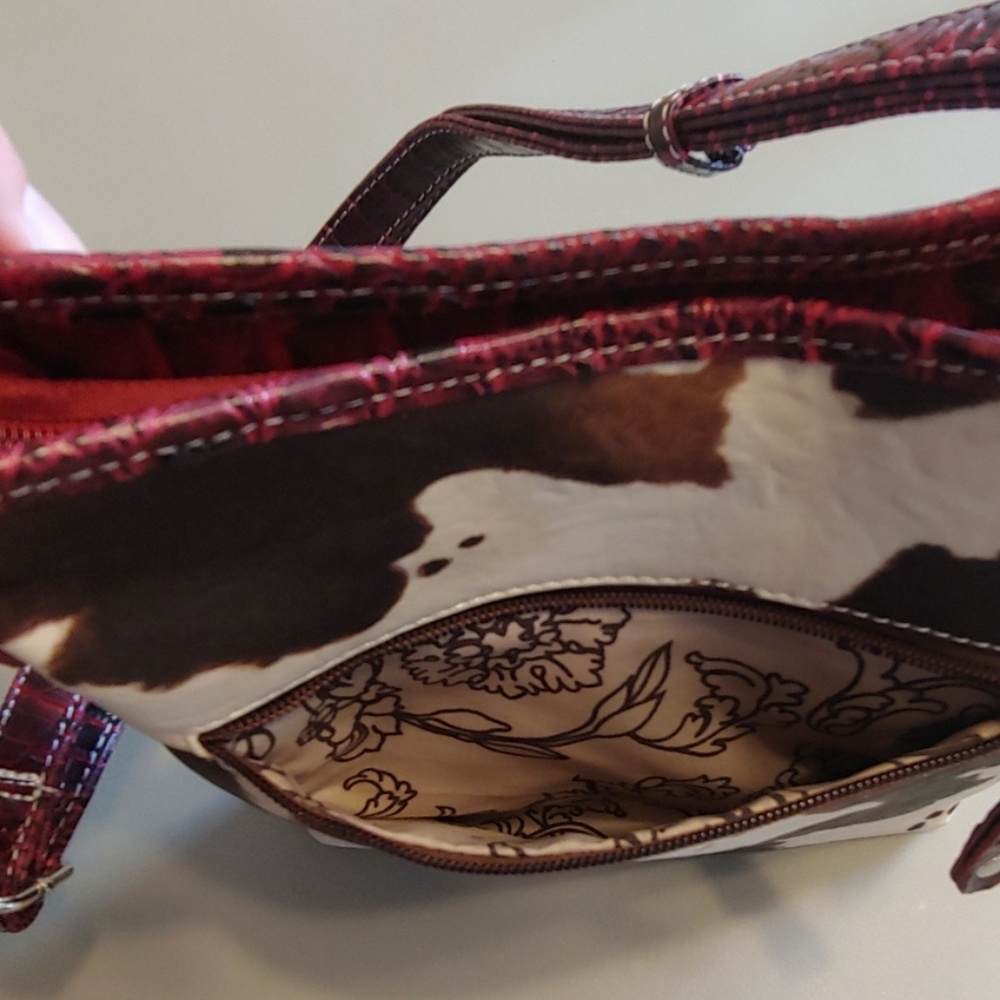 Western Cow Print Concealed Guns Rhinestone Purse - Picture 8 of 8